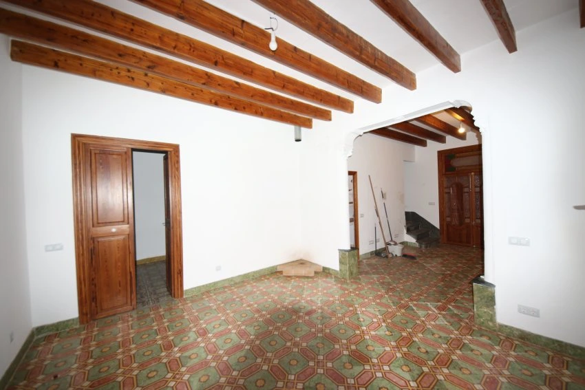 Rent Houses Son Carrio