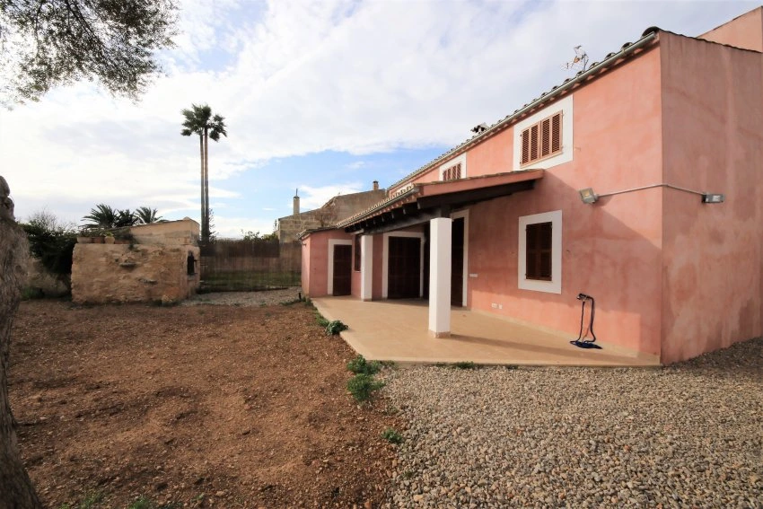 Rent Houses Son Carrio