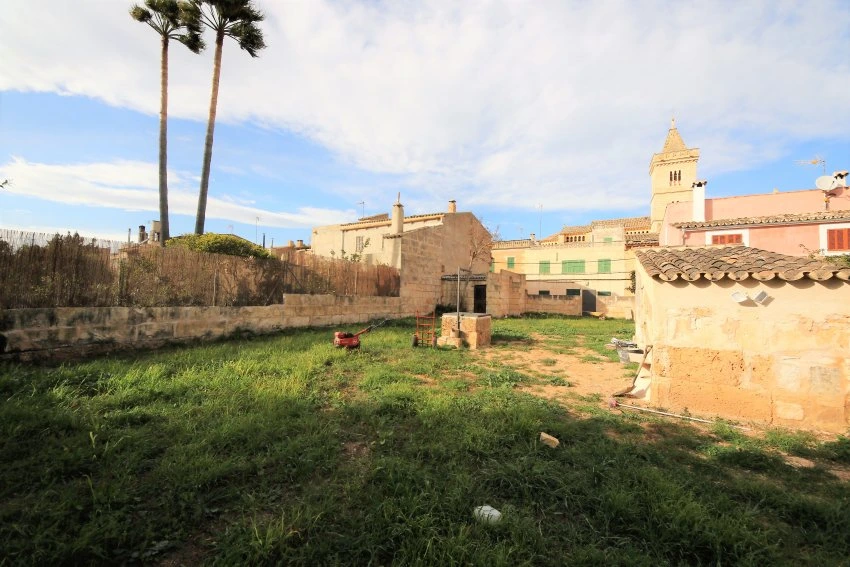 Rent Houses Son Carrio