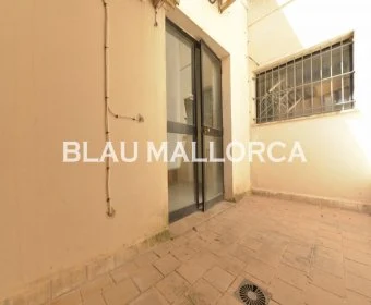 Sale Commercial premises Cala Mandia