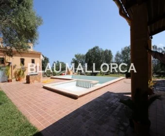 Sale Rustic houses Petra