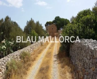 Sale Rustic houses Cala Mandia