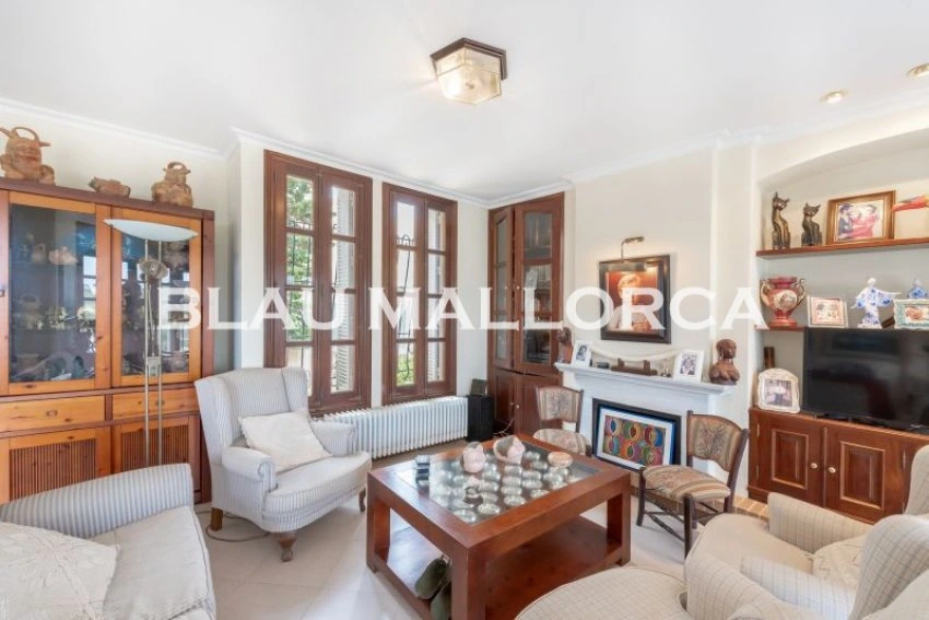 Sale Houses Cala Mandia