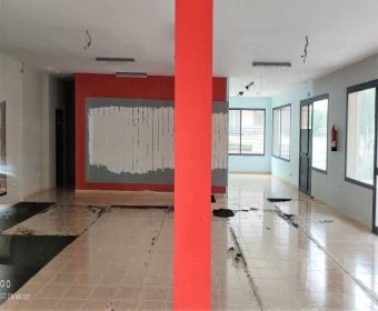 Sale Commercial premises Sillot