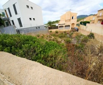 Sale Urban solar Cala Mandia