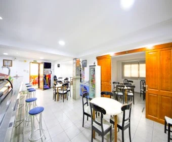 Sale Commercial premises Sillot