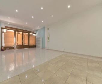 Sale Commercial premises Cala Mandia